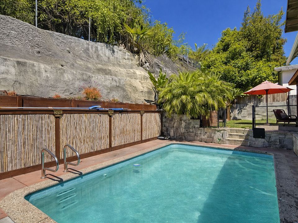 1st image of 4976 Chaparral Way