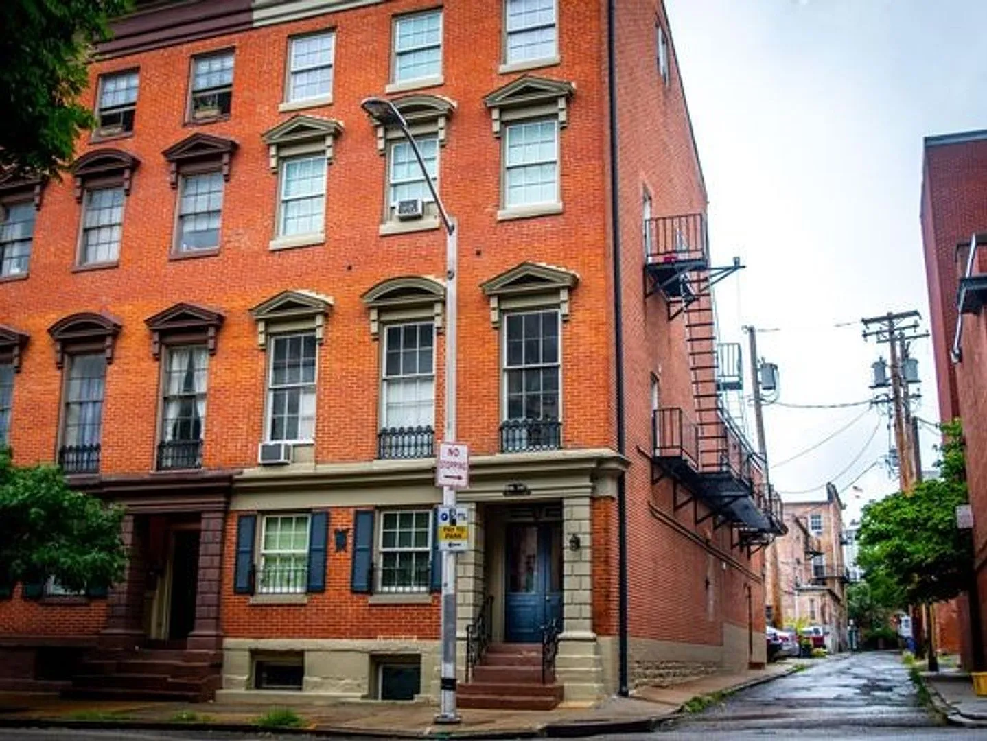 9 East Read Street - 8098 — Photo 1