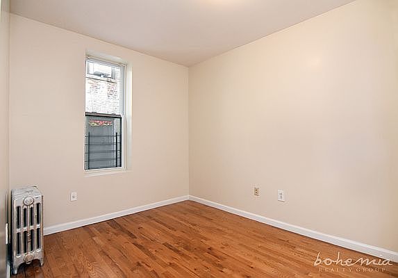 4th image of 3924 Broadway APT 2A