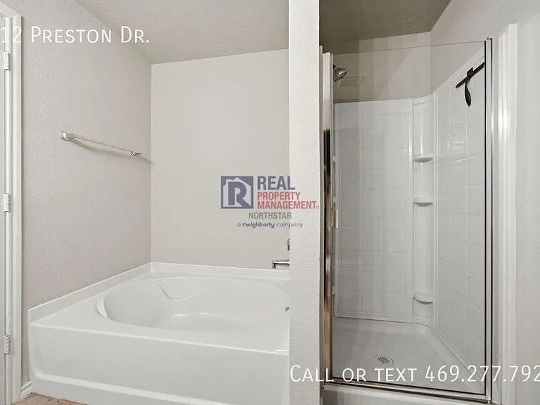 712 Preston Dr — Photo 27