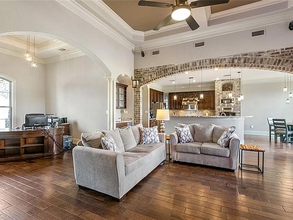 4th image of 142 Cypress Lakes Dr