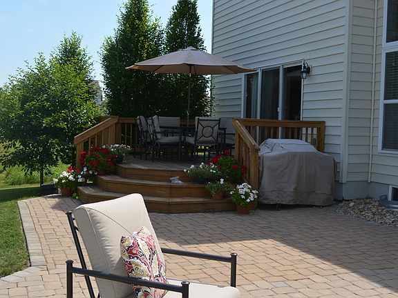 Deck Off Eating Area