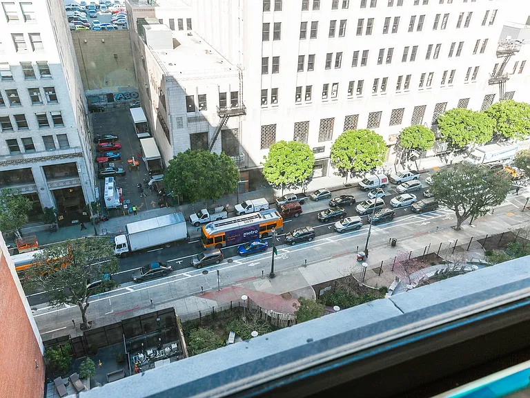 460 S Spring St #1105 — Photo 23