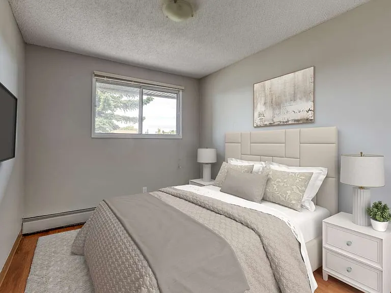 5300 Rundlehorn Dr NE — Photo 5