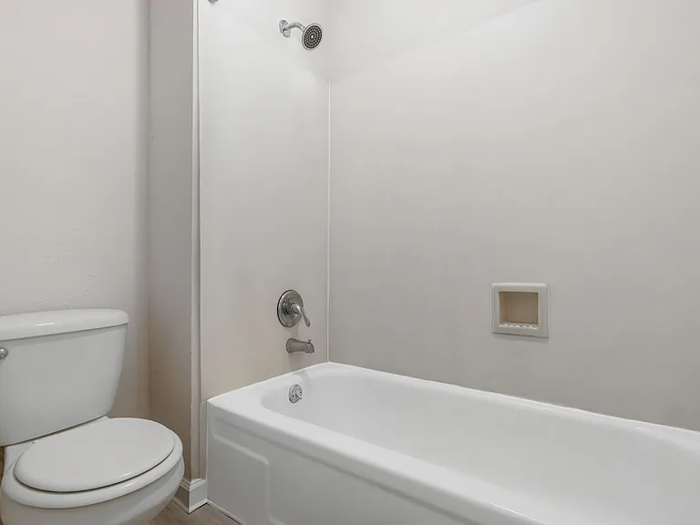 4859 W Napoleon Ave N — Photo 10