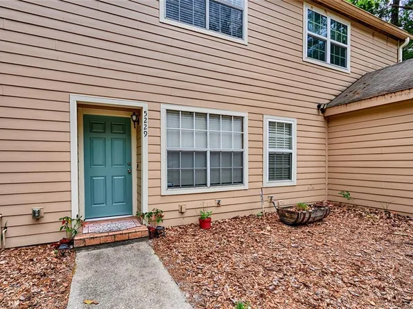 5229 SW 97th Dr, Gainesville, FL 32608