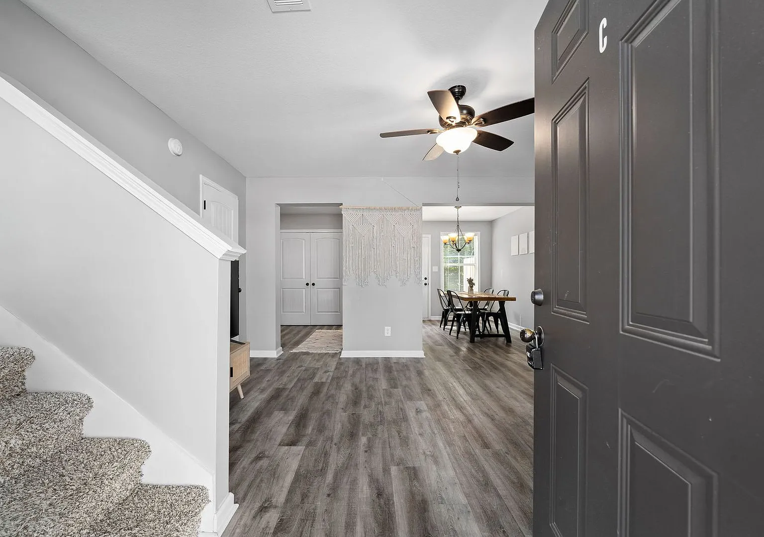 219 Smithson Lane — Photo 3