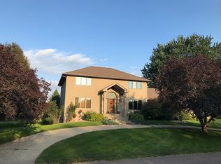 2700 S Kinkade Ave, Sioux Falls, SD 57103