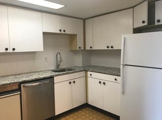 742 S 4th St, Philadelphia, PA 19147