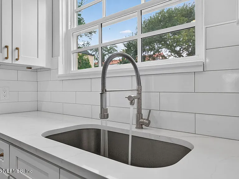 2247 Riverside Ave #3 — Photo 10