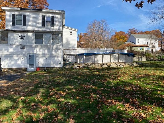 2nd image of 33 Woodlawn St