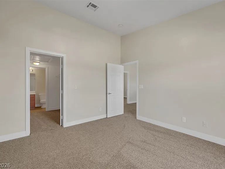 502 Birdseye St — Photo 15