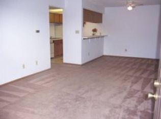 5349 Hall Rd, Columbus, OH 43228