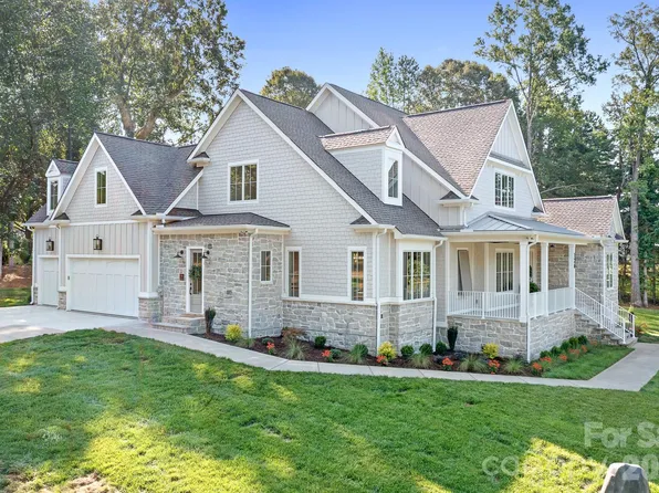 126 Manorly Ln, Mooresville, NC 28115