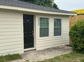 2212 Murchison Rd, Fayetteville, NC