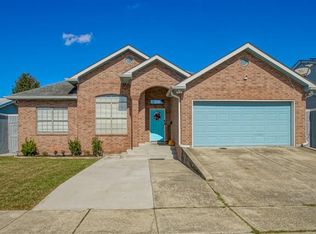 2135 Deerfield Rd, Gretna, LA 70056
