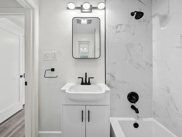 363 Olancha Ave — Photo 12