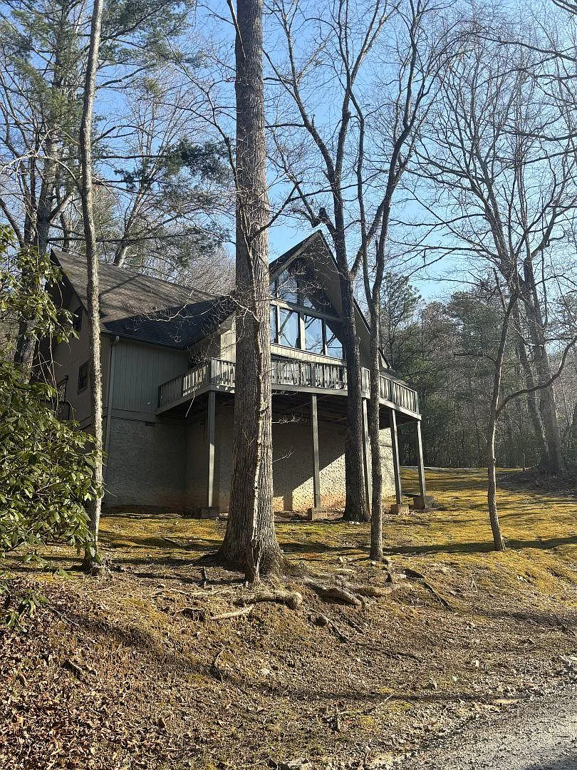 417 Chalet Village Ln — Photo 1