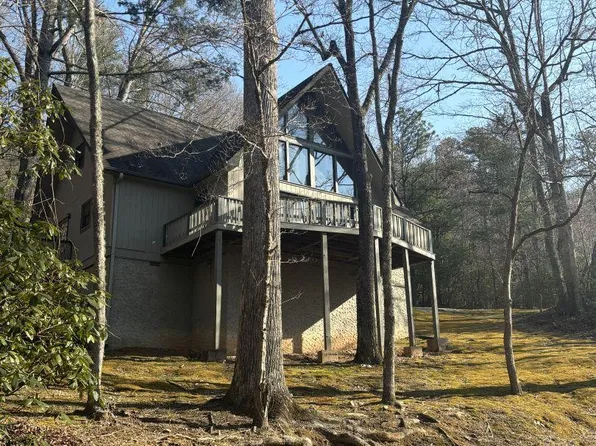 417 Chalet Village Ln #417, Dillard, GA 30537