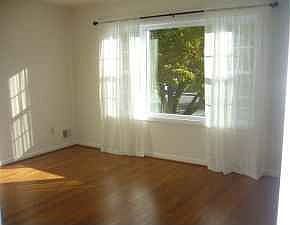 3rd image of 2604 N George Mason Dr