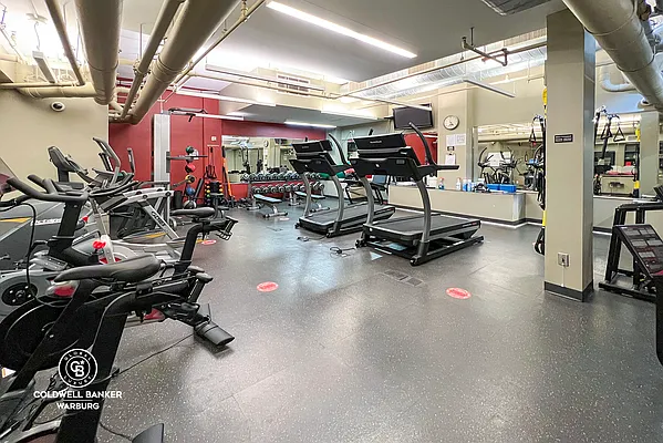 Sold by Coldwell Banker Warburg | media 20