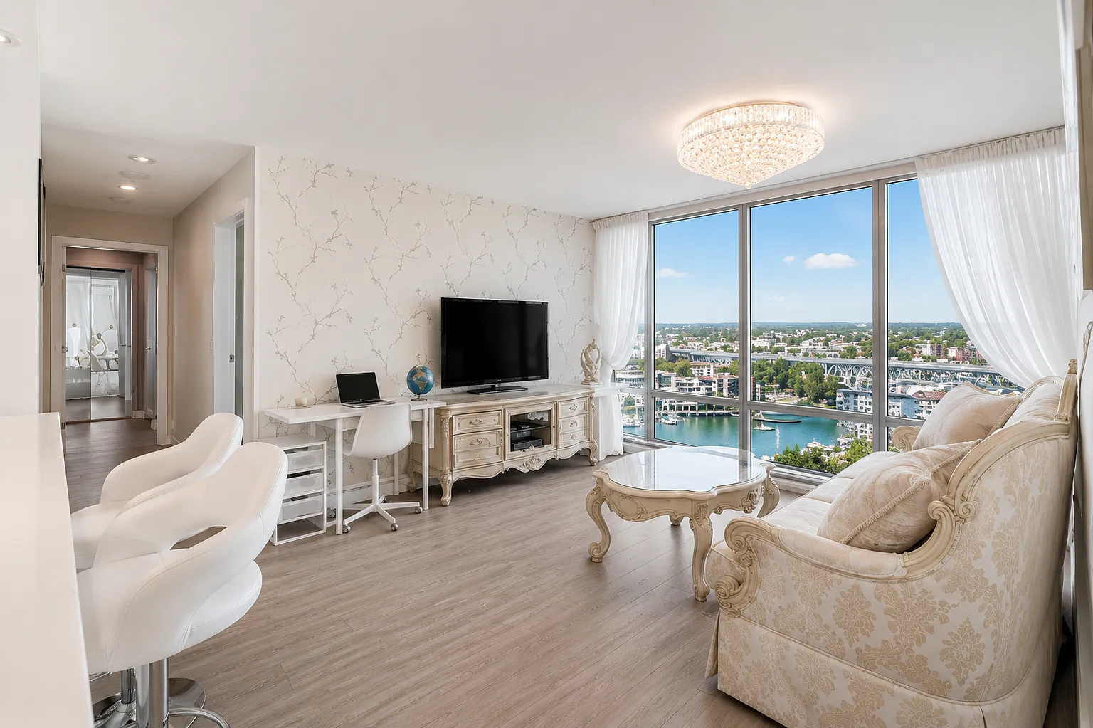 2 bed, 1038 sqft, $4,200 — Photo 3