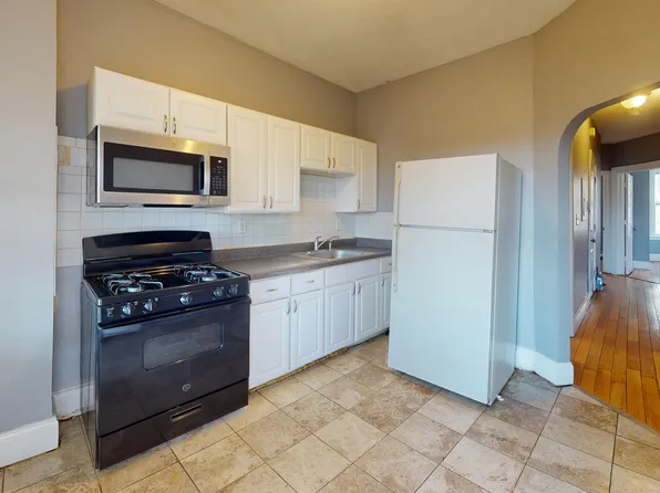 229 Washington St Unit 3, Dorchester, MA 02121
