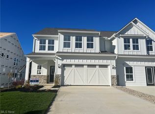 114 Lake Balaton Dr, Chagrin Falls, OH 44022