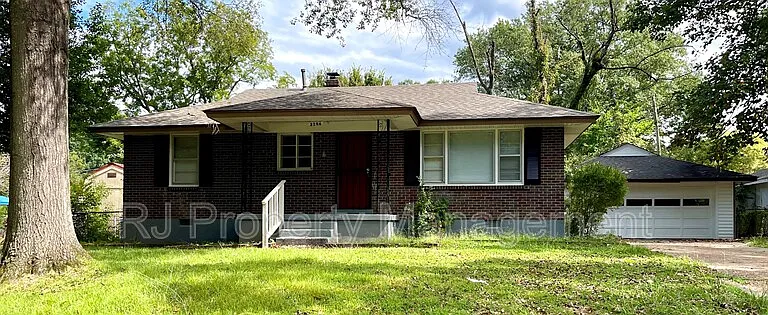 3284 Parham St — Photo 1