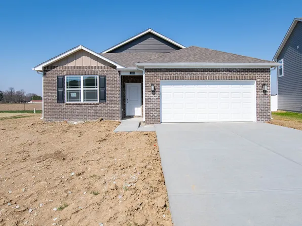 390 Waterford Ln, Pendleton, IN 46064