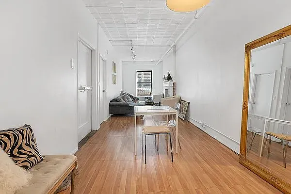 Living room, photo 3