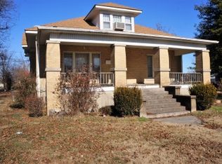 307 E Loeb St, Cardwell, MO 63829