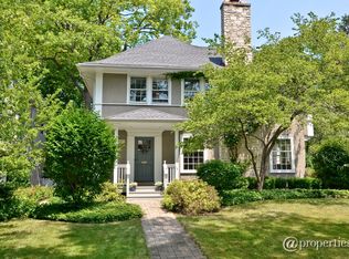 622 Lake Ave, Wilmette, IL