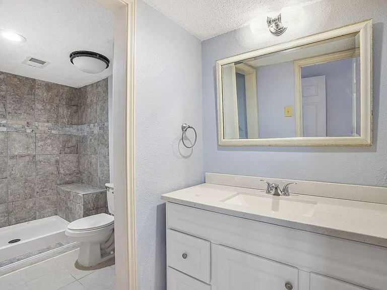 9 Lake View Mnr — Photo 8
