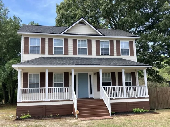 526 E Stack St, Saint Pauls, NC 28384