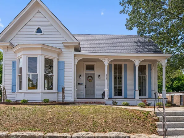 2020 Main St, Little Rock, AR 72206