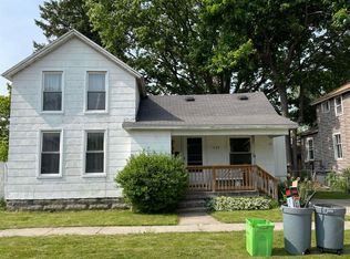 1123 Gillett St, Port Huron, MI 48060