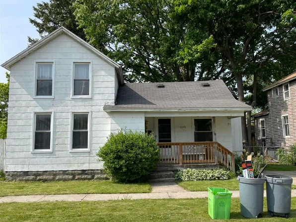 1123 Gillett St, Port Huron, MI 48060