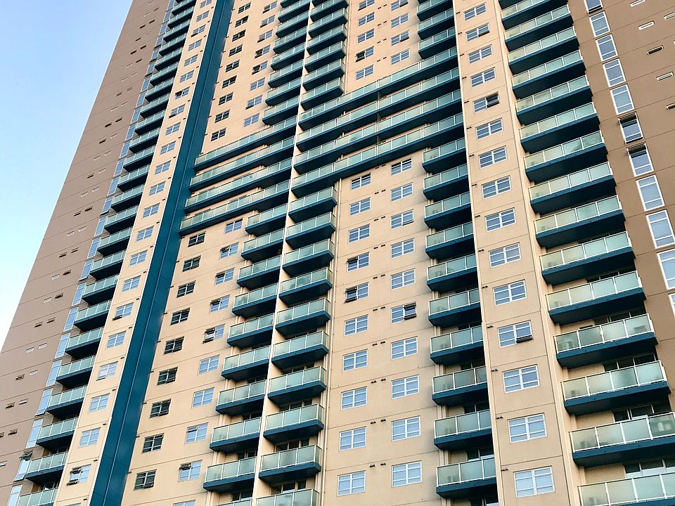 1st image of 801 South St APT 401