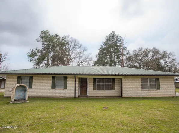 1156 Simon Angelle Rd, Arnaudville, LA 70512