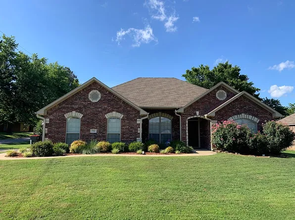 702 E Knoxville St, Greenwood, AR 72936