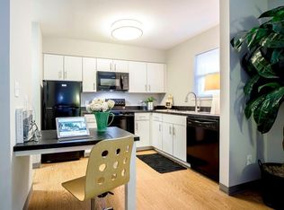 1509 Little John Cir APT 201, Wilmington, NC 28401