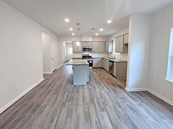 The Mockingbird II- Dining Area into Kitchen