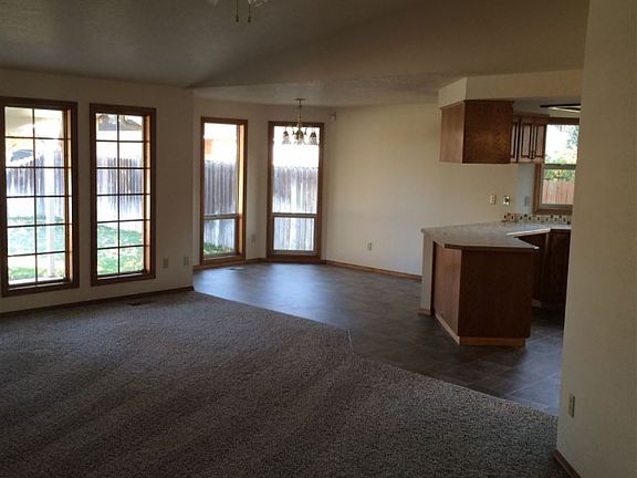 3rd image of 432 W Elwood Dr