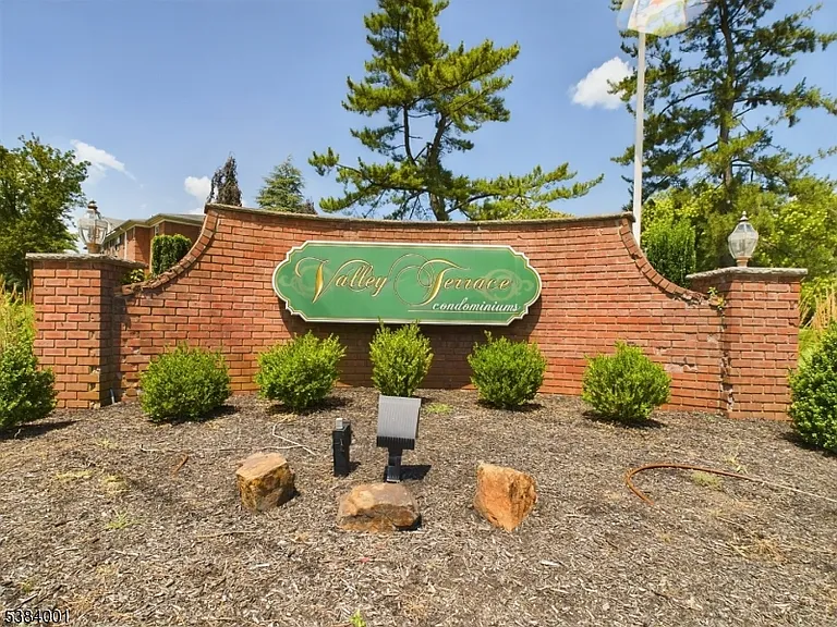 1118 Valley Rd #2A — Photo 11