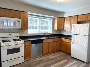 9203 Monroe Ave #5, Brookfield, IL 60513