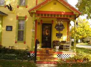 51 E Wood St, Newaygo, MI 49337