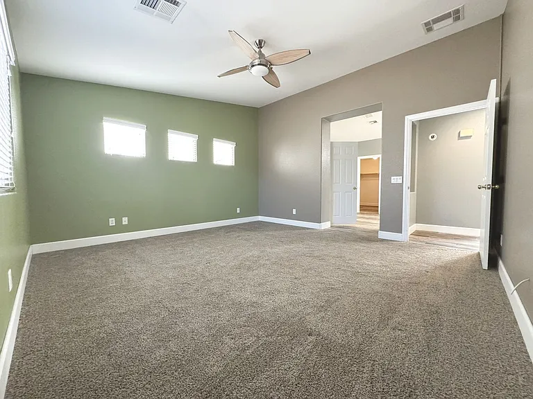 8209 Dusty Valley Ct — Photo 24