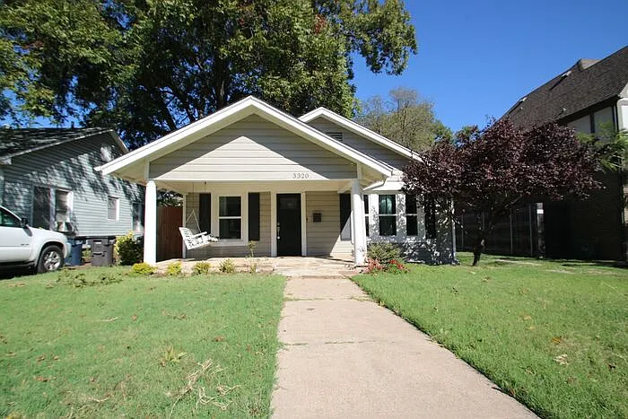 3320 W 5th St — Photo 4