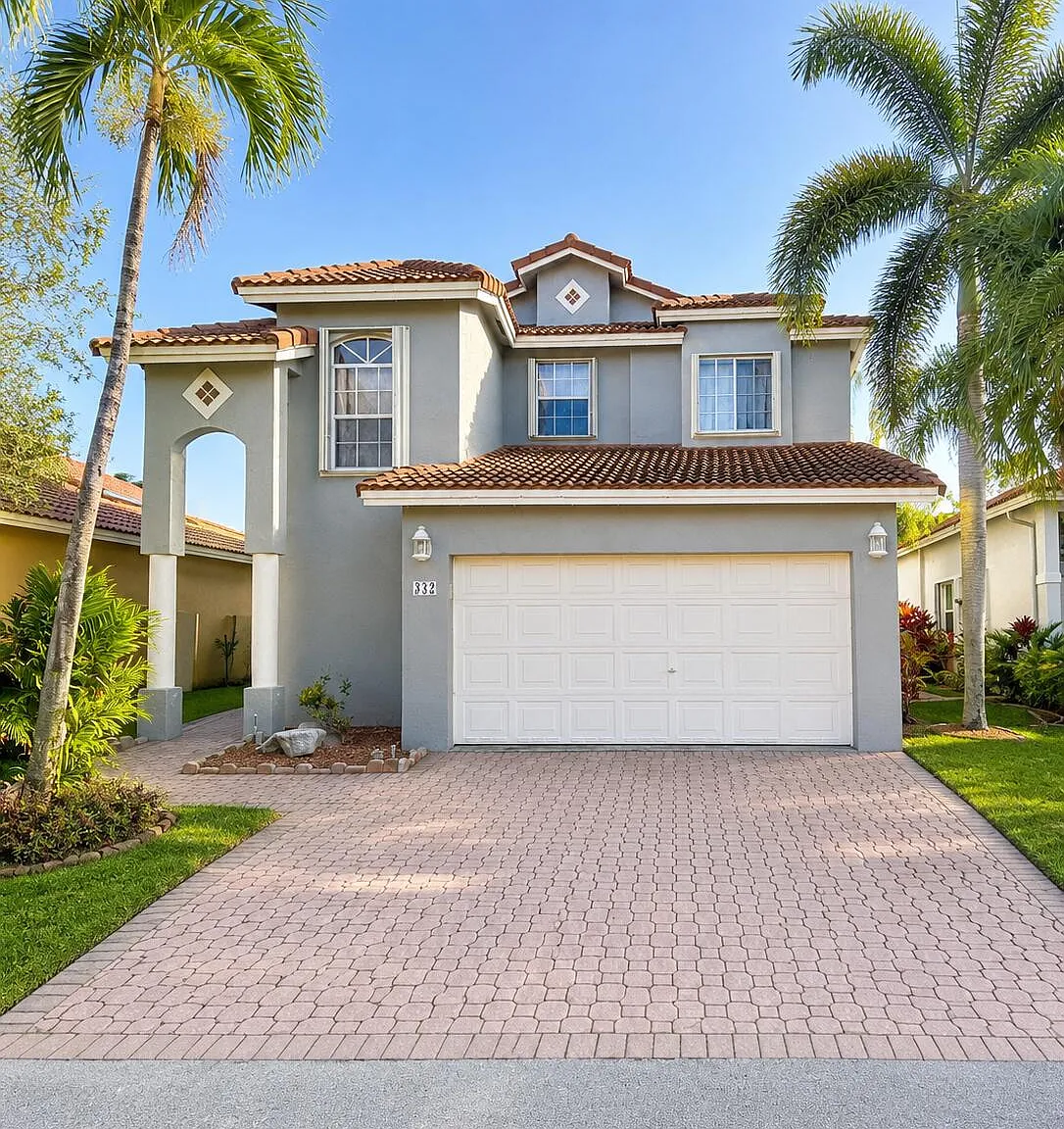 4 bed, 3.0 bath, 2183 sqft, $4,999 — Photo 2
